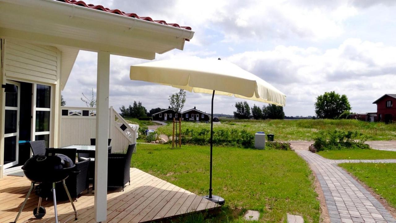 Daenische Ferienhaeuser Am Salzhaff Haus Poseidon Insel Poel Exterior foto